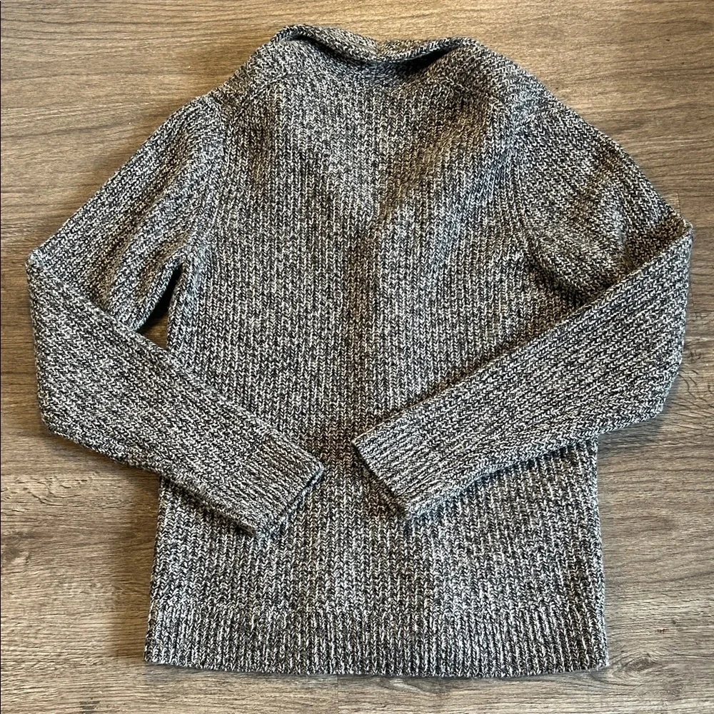 Abercrombie & Fitch Marled Knit Shawl Collar Button Cardigan Size M - Picture 8 of 8